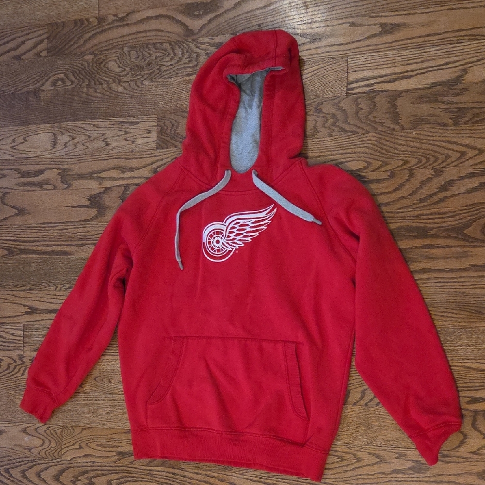 Antigua - NHL Detroit Red Wings - Red Hoodie with Gray Lining - L